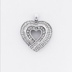 Beautiful 10K Gold and Diamond Heart Pendant